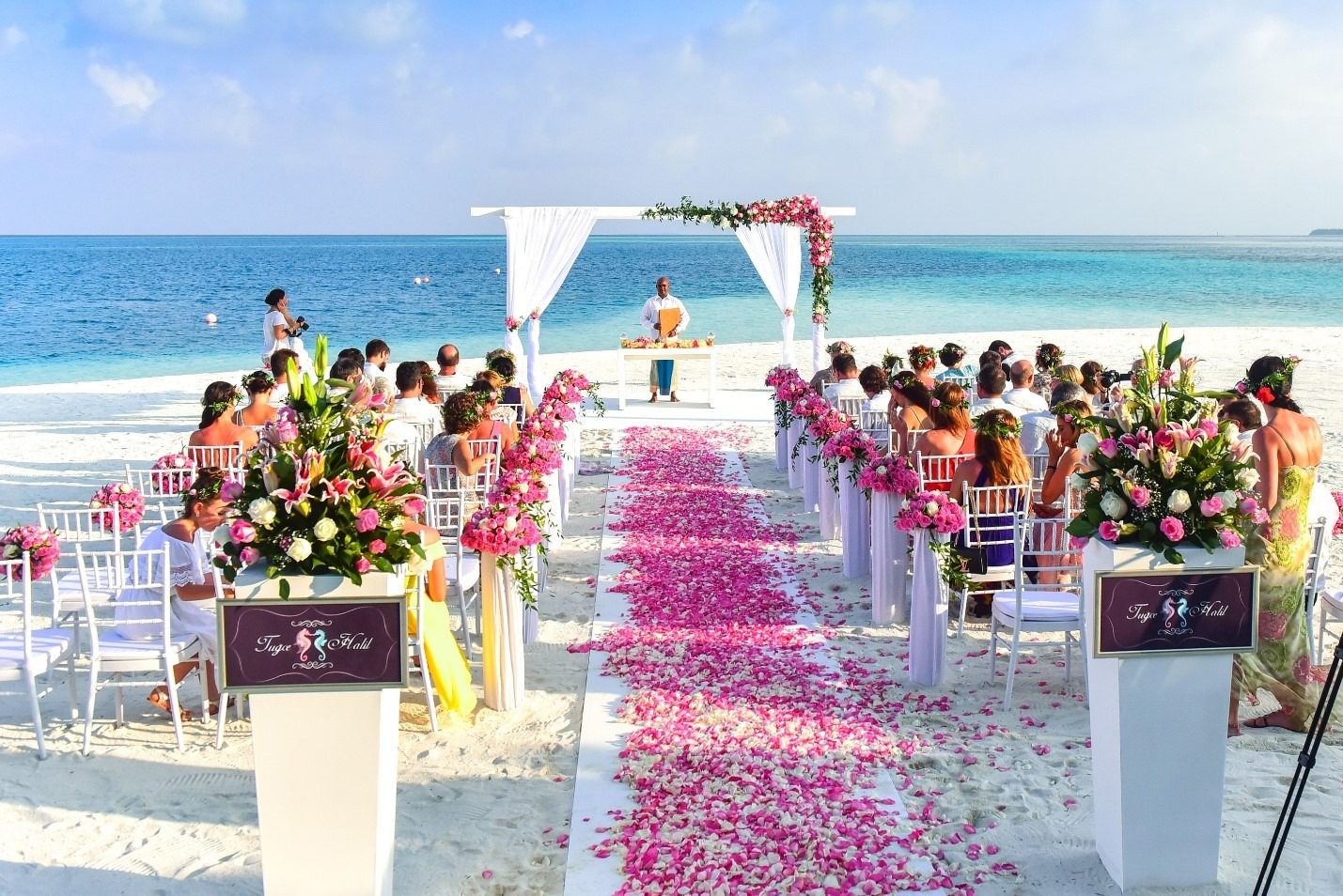 Customize the wedding ceremony